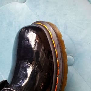 Dr. Martens Women's 1460 W Patent Lamper